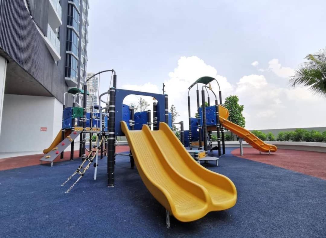 Almas Cozy Studio Escape Netflix 100Mbps Bystay Nusajaya (Iskandar Puteri) Exterior foto