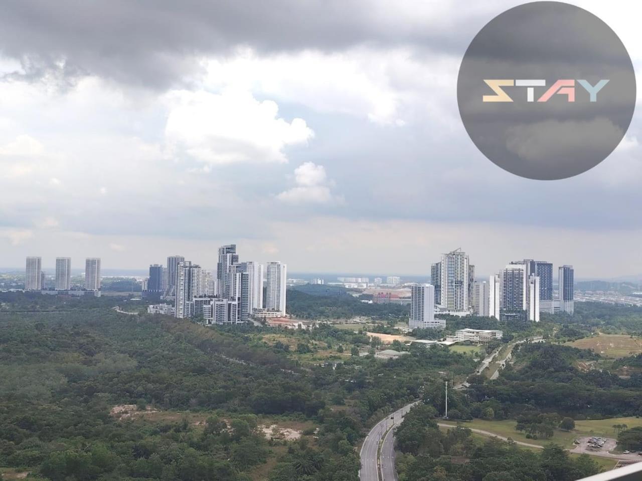 Almas Cozy Studio Escape Netflix 100Mbps Bystay Nusajaya (Iskandar Puteri) Exterior foto